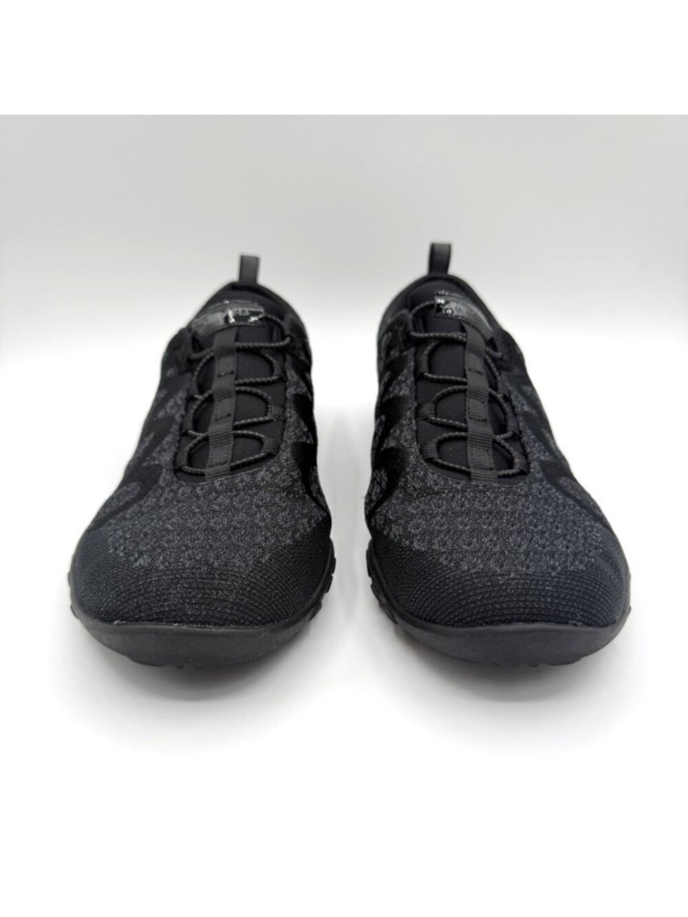Skechers Women's Black Relaxed Fit Breathe Easy Infi Knity Sneakers Size 9.5 - Picture 2 of 7